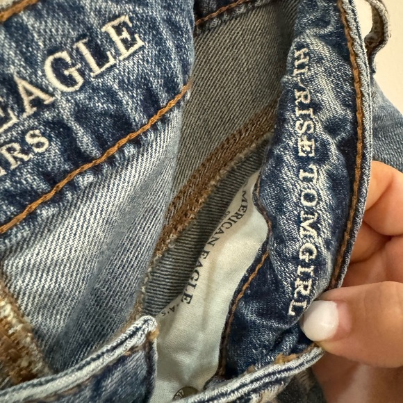 American Eagle Distressed High Rise Tomgirl Jeans - Picture 6 of 9